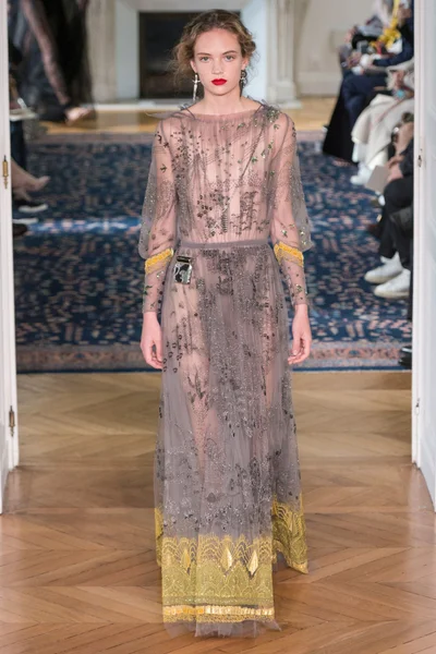 Look 59